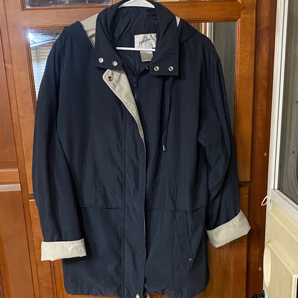Jacqueline Ferrar Men’s Medium Navy Hooded Jacket with Cream Details Cozy Fall